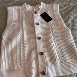 Levi’s cream sweater vest